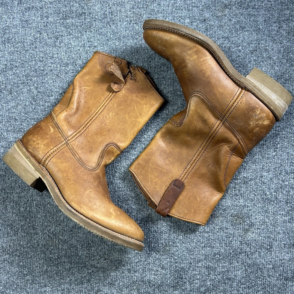 Vintage Red Wing Pecos Boots with vertical feather tag Made in the USA Size 9.5